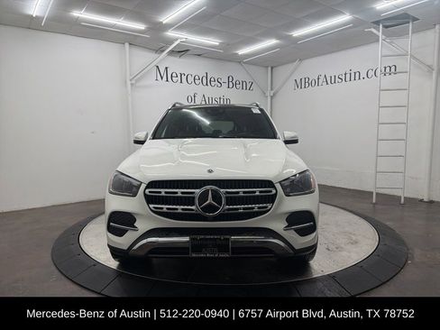Used 2024 Mercedes-Benz GLE 450e 4MATIC image 2