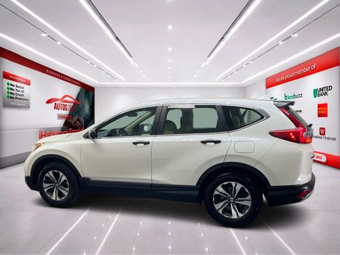 Used 2017 Honda CR-V LX image 4