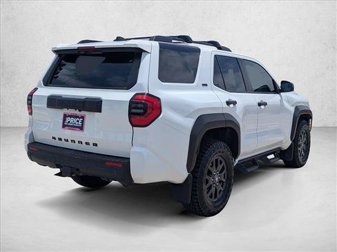 Used 2025 Toyota 4Runner SR5 AWD/4WD image 5