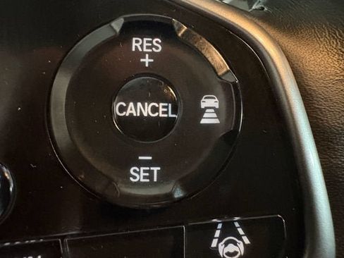 Used 2021 Honda CR-V Touring image 23