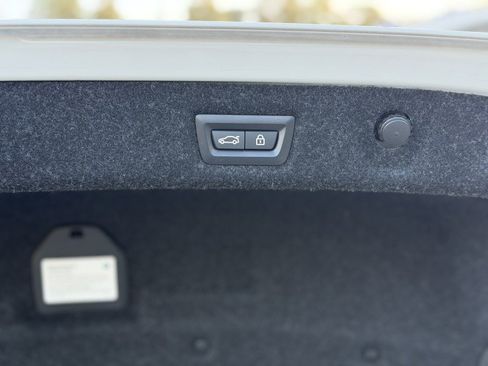 Certified 2023 BMW 540i w/ Premium Package image 18