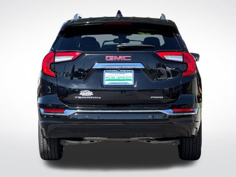 Used 2022 GMC Terrain Denali image 4