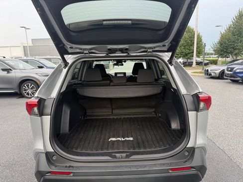 Used 2021 Toyota RAV4 XLE w/ Convenience Package AWD/4WD image 22