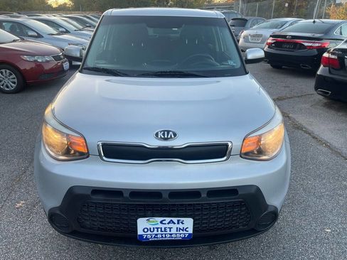 Used 2016 Kia Soul image 3