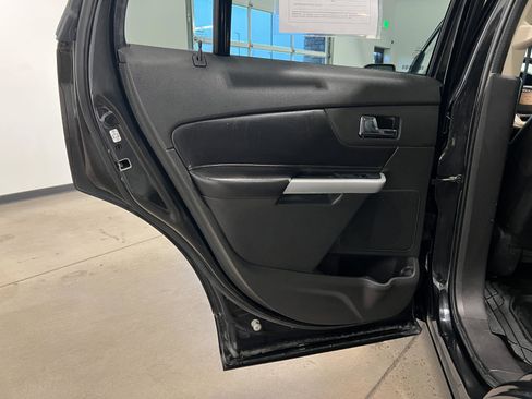 Used 2014 Ford Edge SEL w/ Equipment Group 205A image 31