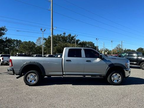 Used 2024 RAM 2500 Tradesman w/ Chrome Appearance Group image 27
