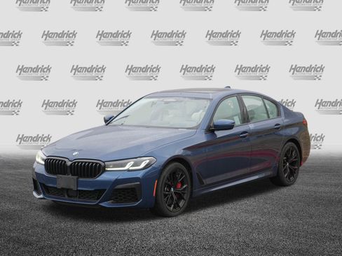 Certified 2023 BMW 540i w/ Dynamic Handling Package image 5
