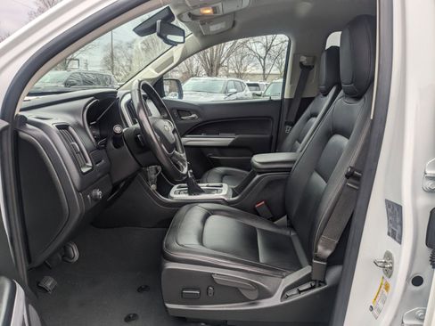 Used 2022 Chevrolet Colorado LT w/ Luxury Package image 20