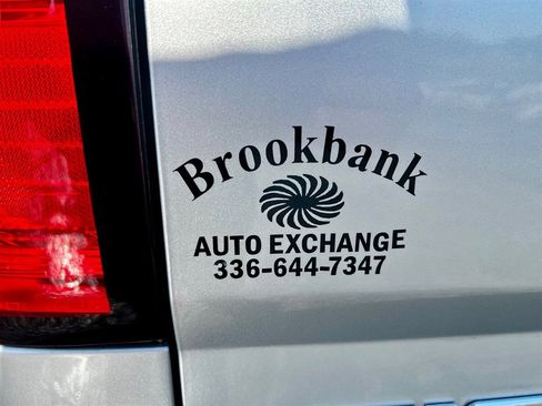 Used 2017 GMC Sierra 2500 SLE w/ SLE Preferred Package image 17