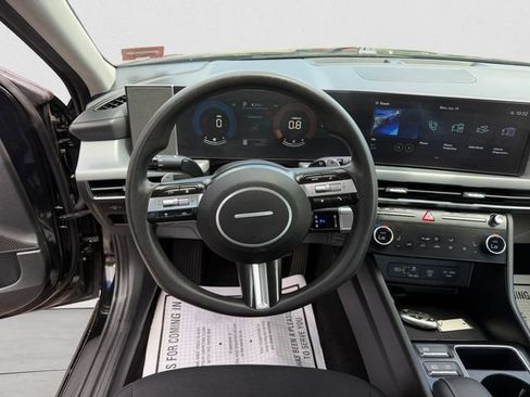 Used 2024 Hyundai Sonata SEL FWD image 10