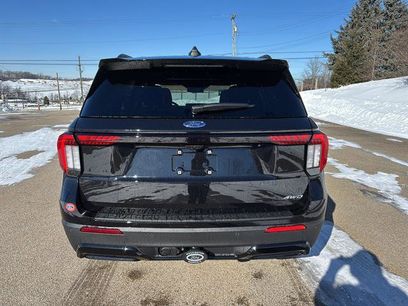 New 2026 Ford Explorer ST-Line w/ ST-Line Street Pack