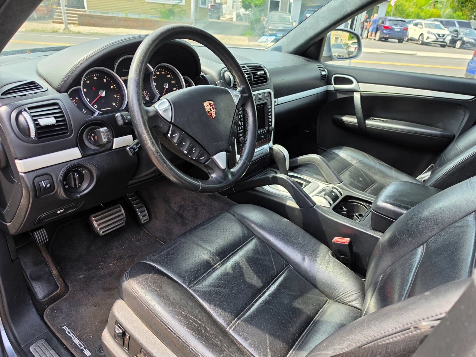 Used 2006 Porsche Cayenne Turbo AWD/4WD image 8