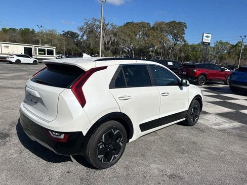 Used 2024 Kia Niro Wave image 5