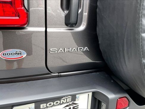New 2026 Jeep Wrangler Unlimited Sahara AWD/4WD image 13