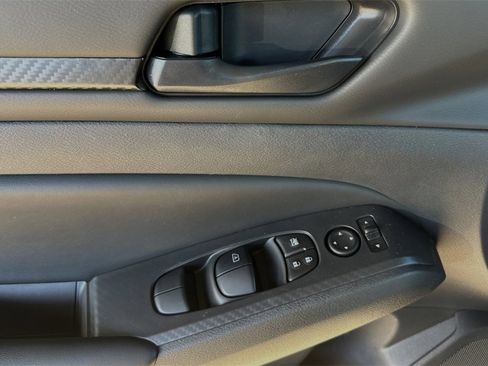 New 2025 Nissan Altima 2.5 S image 9