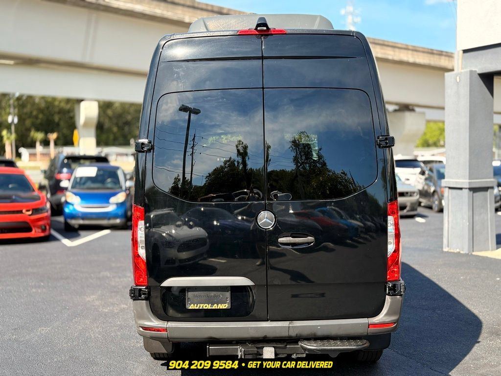 Used 2019 Mercedes-Benz Sprinter 2500 image 6