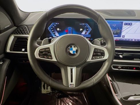 Used 2025 BMW X7 M60i w/ Executive Package image 11