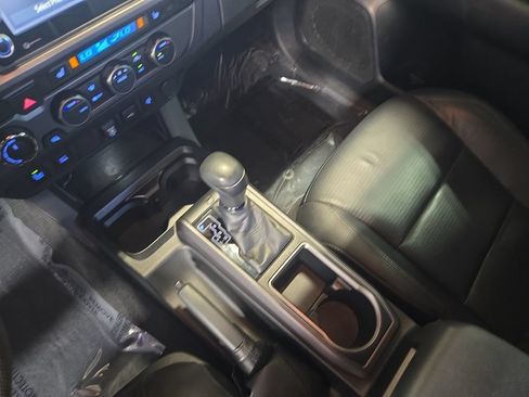 Used 2021 Toyota Tacoma 4x4 Double Cab image 27