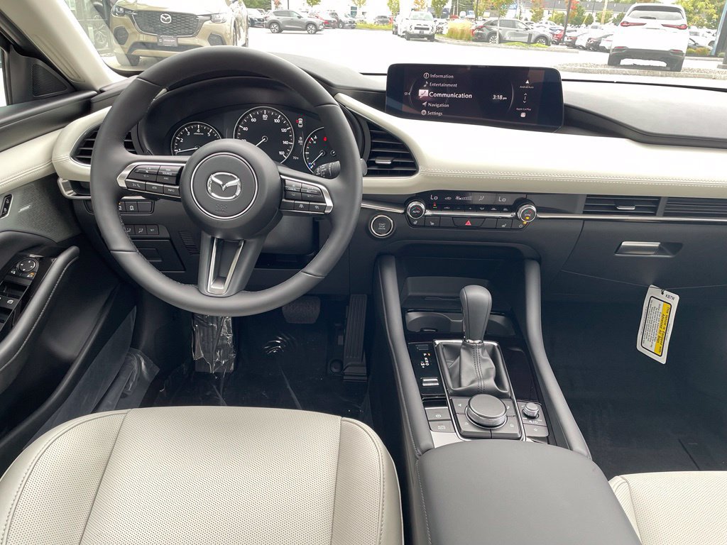 New 2026 MAZDA MAZDA3 2.5 Turbo Sedan w/Premium Plus AWD/4WD image 20