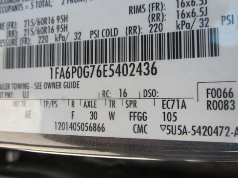 Used 2014 Ford Fusion S FWD image 35