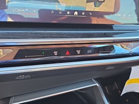 New 2026 BMW i7 eDrive50 w/ M Sport Package image 26