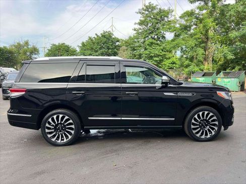 Used 2024 Lincoln Navigator Black Label AWD/4WD image 4
