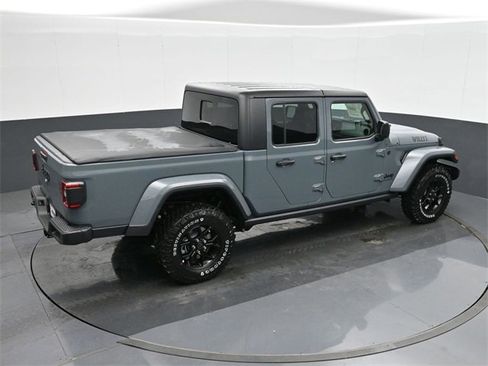 Used 2024 Jeep Gladiator Sport image 27