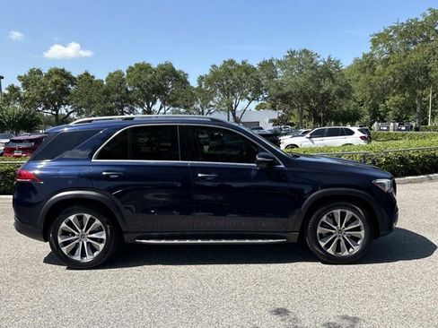 Used 2020 Mercedes-Benz GLE 350 4MATIC image 2