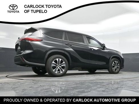 Used 2023 Toyota Highlander XLE image 42
