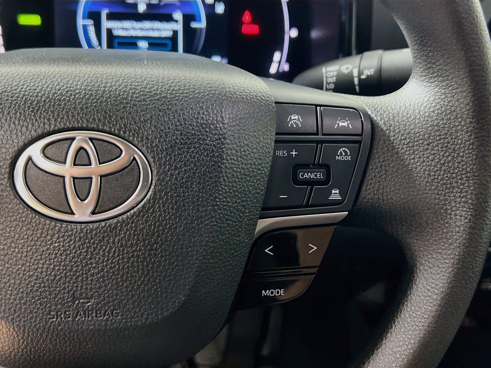 Used 2025 Toyota Camry LE FWD image 19