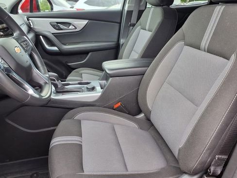 Used 2024 Chevrolet Blazer LT w/ Convenience Package FWD image 3
