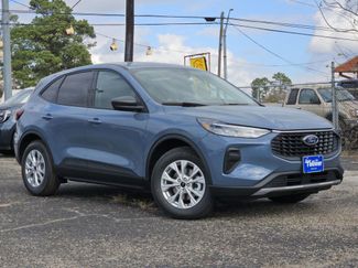 New 2026 Ford Escape Active video 2