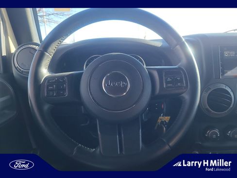 Used 2017 Jeep Wrangler Sport image 10