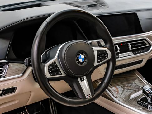Used 2020 BMW X7 M50i w/ Dynamic Handling Package AWD/4WD image 13