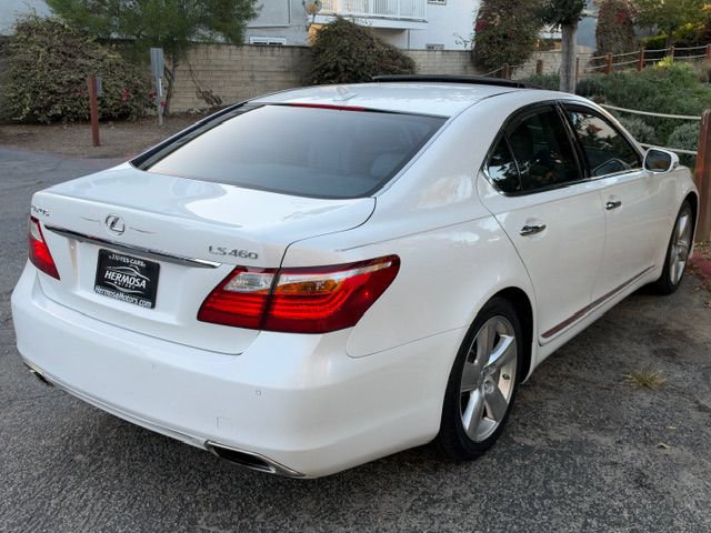Used 2010 Lexus LS 460 w/ Comfort Pkg RWD image 2