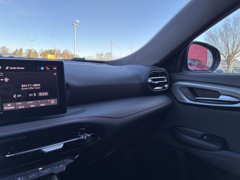 Used 2024 Dodge Hornet R/T image 25