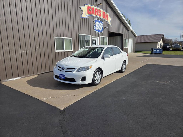 Used 2011 Toyota Corolla LE FWD image 2