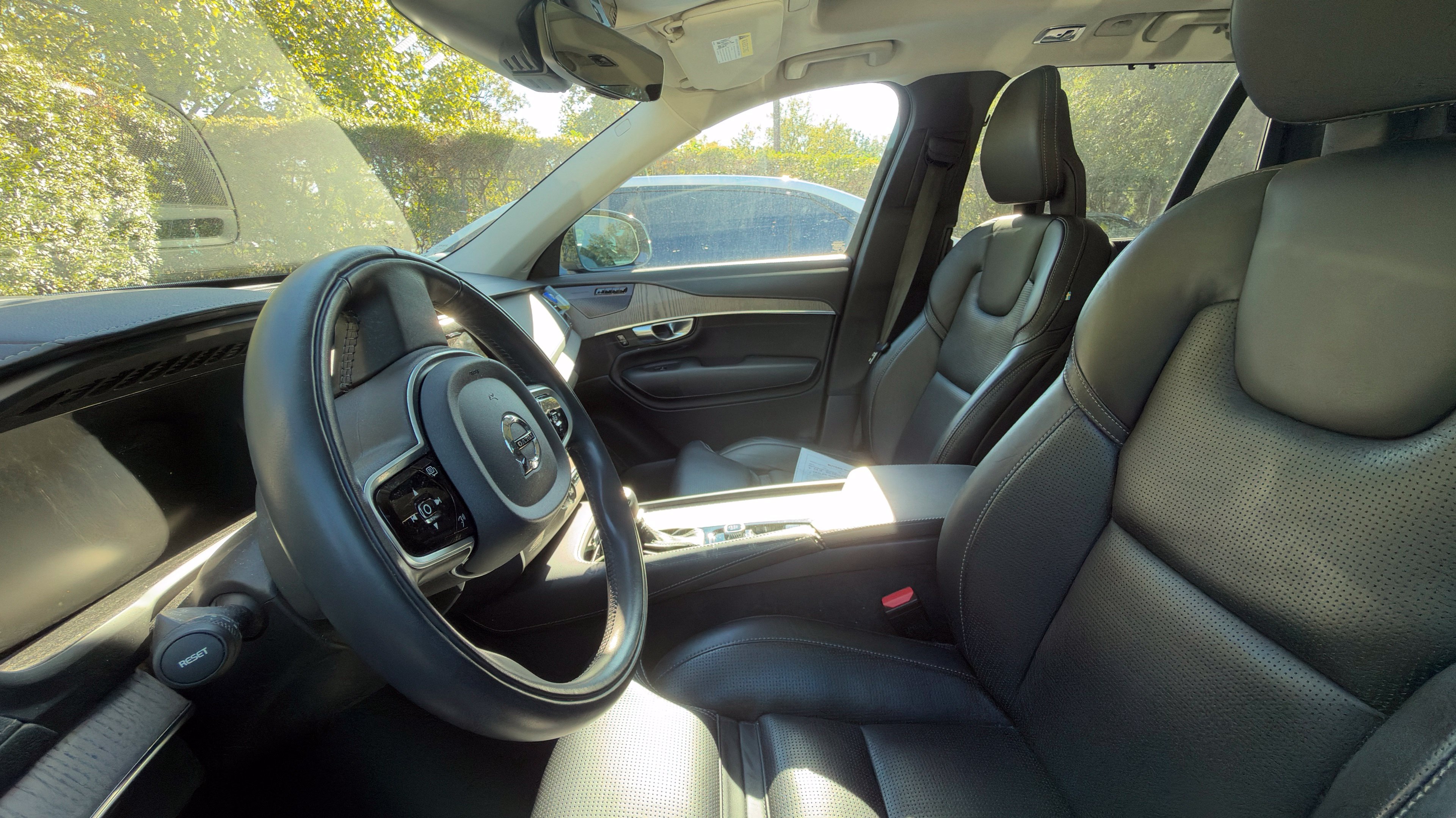Used 2021 Volvo XC90 T6 Inscription w/ Advanced Package AWD/4WD image 13