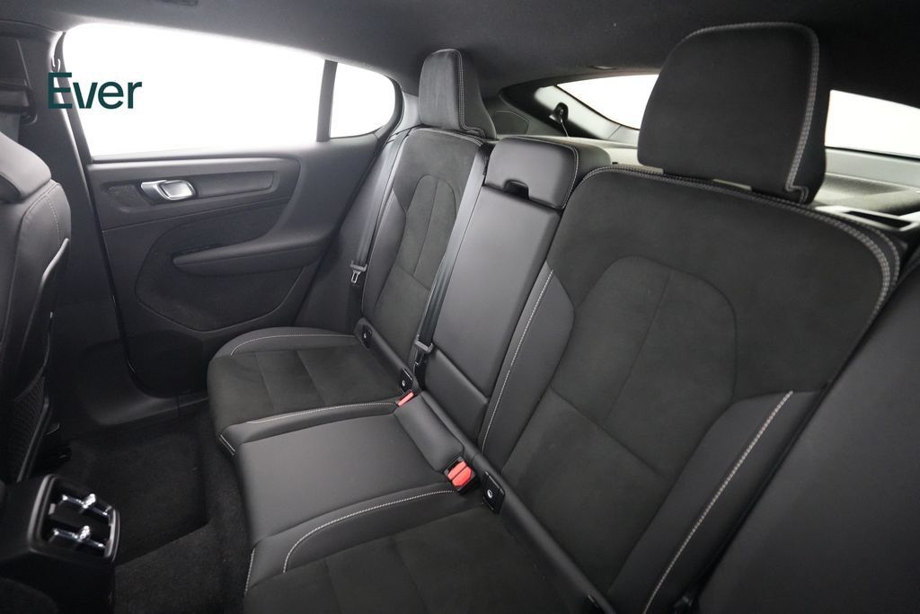 Used 2023 Volvo C40 P8 Recharge Plus AWD/4WD image 24