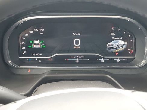 Certified 2023 GMC Yukon SLT w/ SLT Luxury Package AWD/4WD image 21