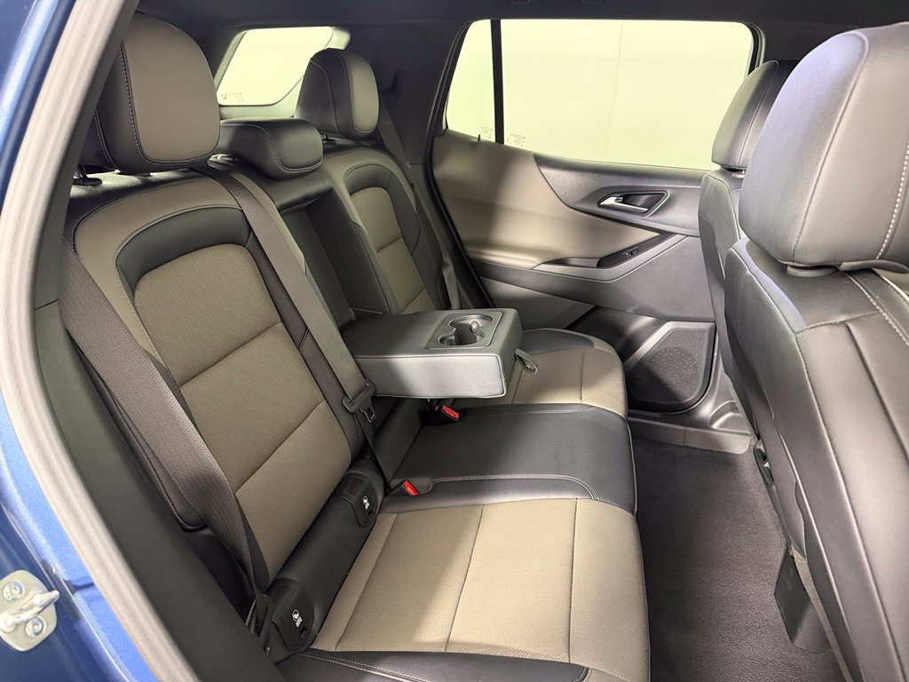 Used 2025 Chevrolet Equinox LT w/ Convenience Package II AWD/4WD image 15