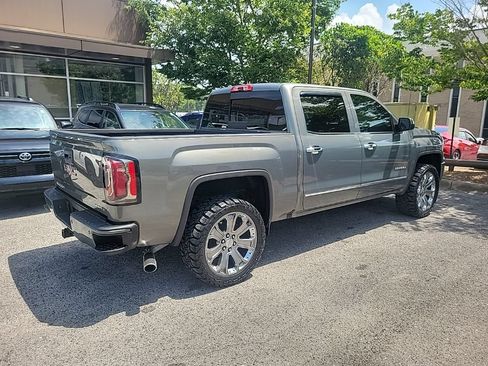 Used 2017 GMC Sierra 1500 Denali w/ Denali Ultimate Package AWD/4WD image 3