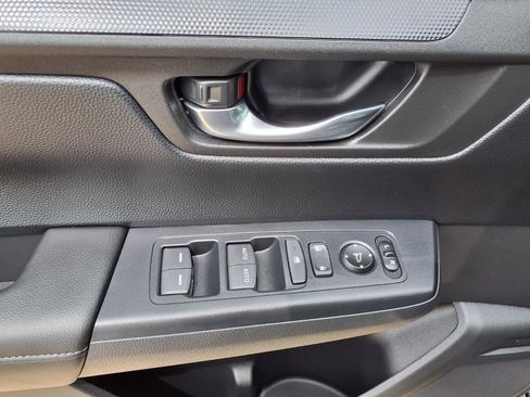 Used 2025 Honda CR-V EX image 23