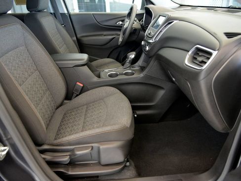 Used 2022 Chevrolet Equinox LT FWD image 30