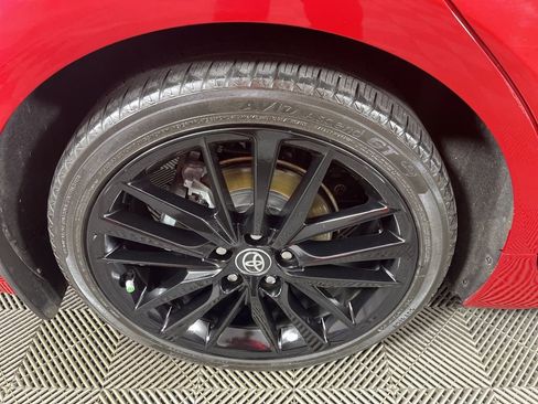 Used 2022 Toyota Camry XSE image 12