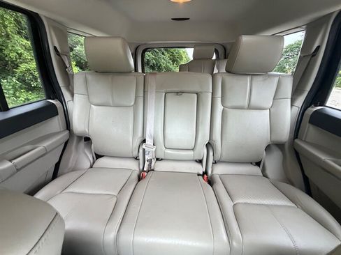 Used 2006 Jeep Commander Limited AWD/4WD image 15