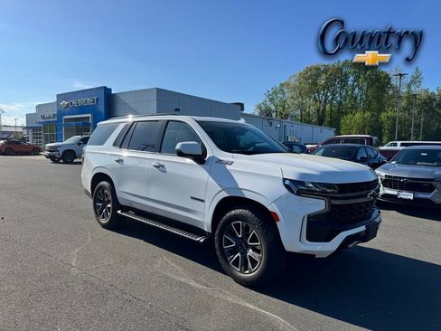 Used 2022 Chevrolet Tahoe Z71 w/ Luxury Package image 1