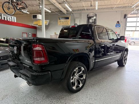 Used 2022 RAM 1500 Limited w/ Body-Colour Bumper Group AWD/4WD image 5