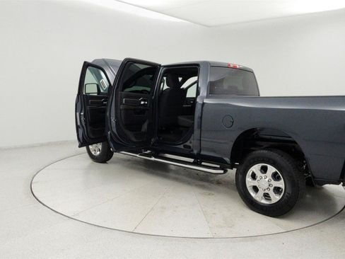 Used 2026 RAM 2500 Big Horn AWD/4WD image 10