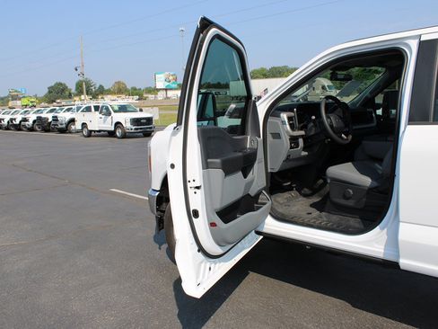 Used 2026 Ford F250 XL w/ XL Chrome Package AWD/4WD image 24